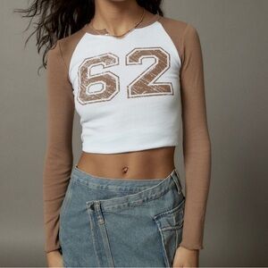 Urban Outfitters BDG Tori Notch Neck Long Sleeve Raglan Tee